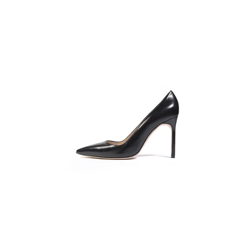 MANOLO BLAHNIK BB 37.5 Black Pointed Toe Calf Leather Pumps 4" Heel